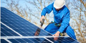 Installation Maintenance Panneaux Solaires Photovoltaïques à Chateauneuf-d'Ille-et-Vilaine